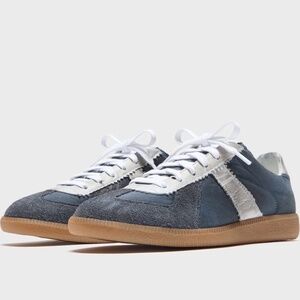 Maison Margiela Replica Sneakers, Mens 10 (43 EU) (New & Authentic) (MSRP $880)